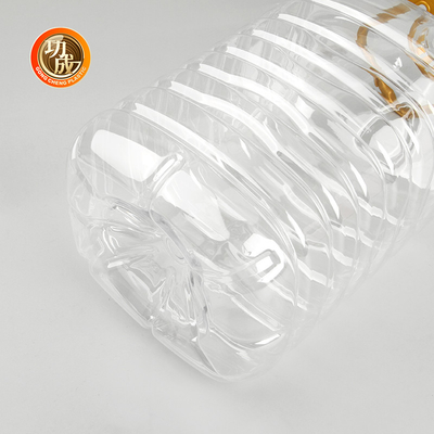 Food Grade Cylinder Plastic Condiment Bottles Screw On Lid For Seasonings / Condiments