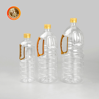 Clear Plastic Condiment Bottles Food Grade Seasonings Packaging 1800ml Capacity